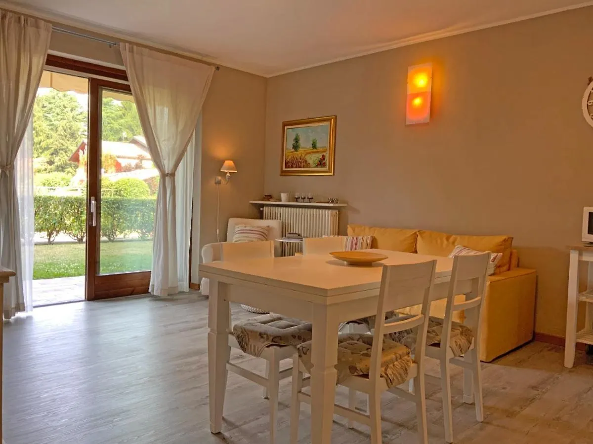 Apartment Appartamento Al Moro Reno Di Leggiuno